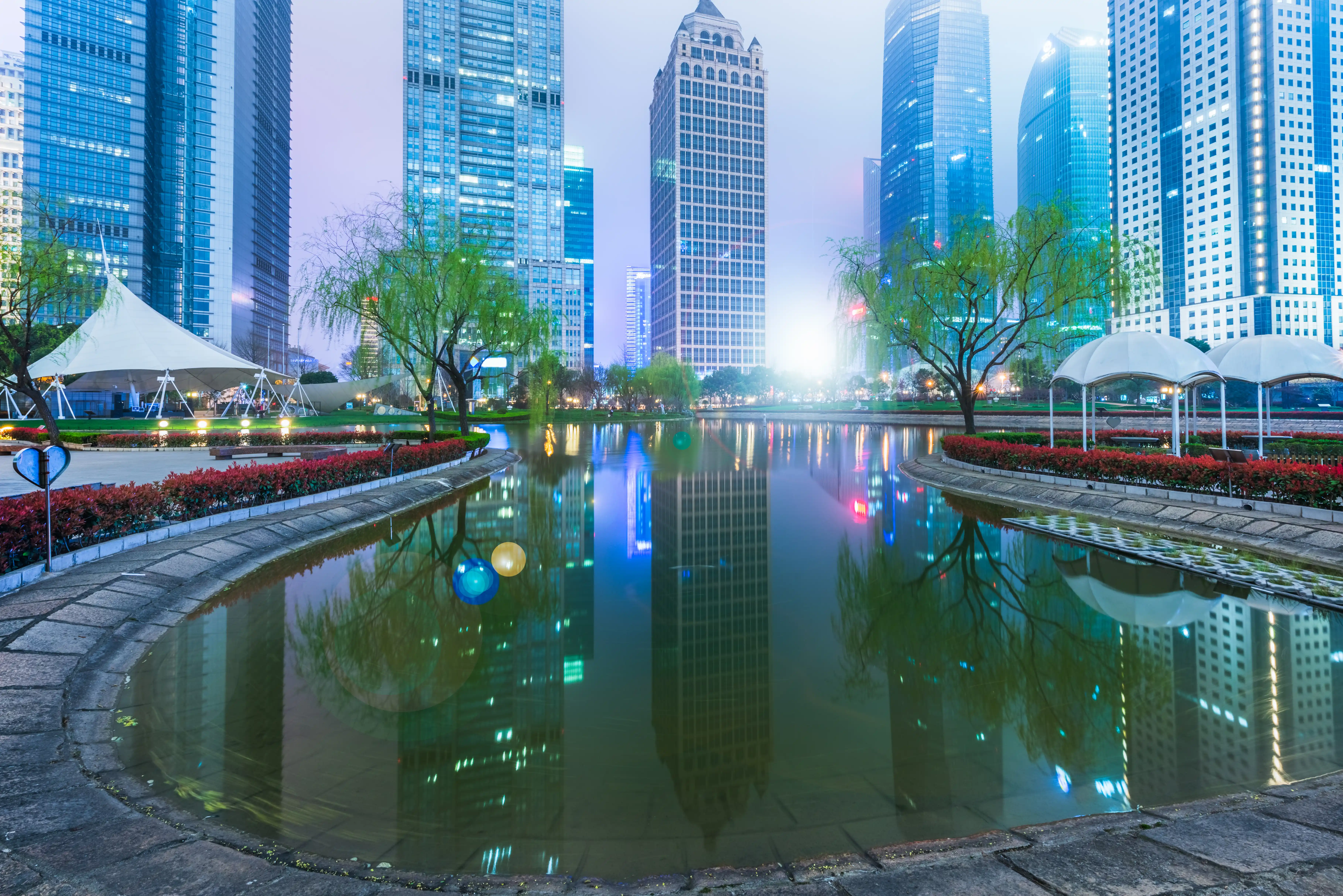 Why Waterfront Properties in Dubai Deliver Higher ROI